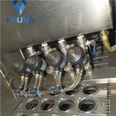 Автоматическая машина для наполнения и запайки желе